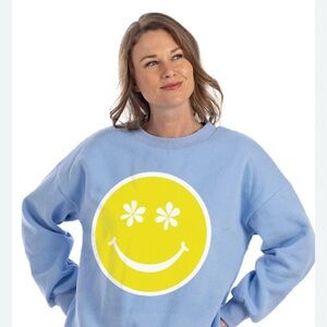 Katydid Smiling Daisy shirt. Light blue. Size S